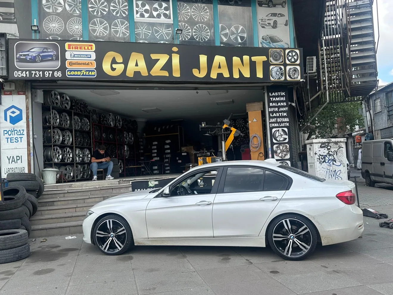 Gazi Jant mağaza ön cephesi